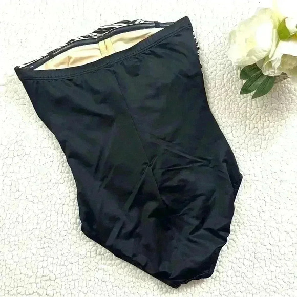 Miraclesuit Black/White Strapless Lucky Strike Layered Muse Bandeau Swimsuit - Picture 5 of 16